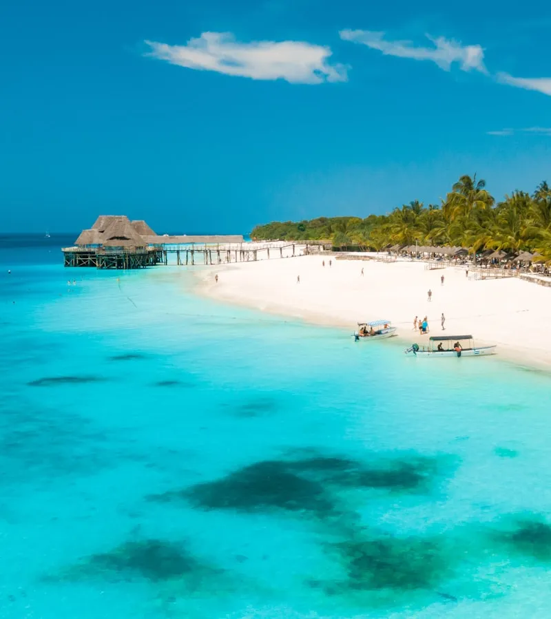 10-Day Serengeti, Ngorongoro & Zanzibar Safari Tour